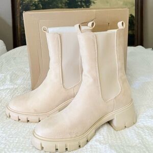 IDIFU IN2 Chelsea Ankle Boots Chunky Lug Sole | Beige Suede, Women’s Size 8.5